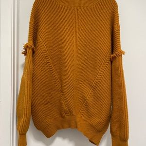 ⭐️Macy’s Sweater⭐️